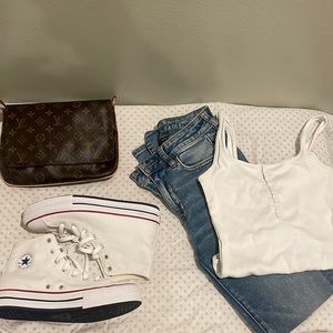 White size 6 Platform Converse